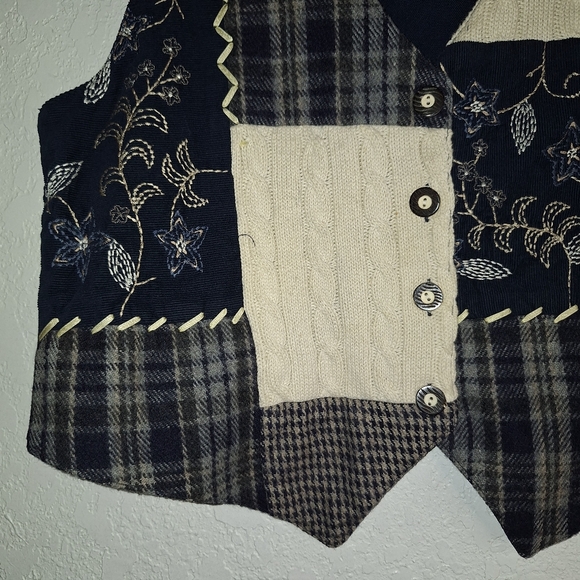 Tantrum Vintage Knit Patchwork Vest  Flowers Ribbon Wool Blend Large Grandma - Picture 4 of 8